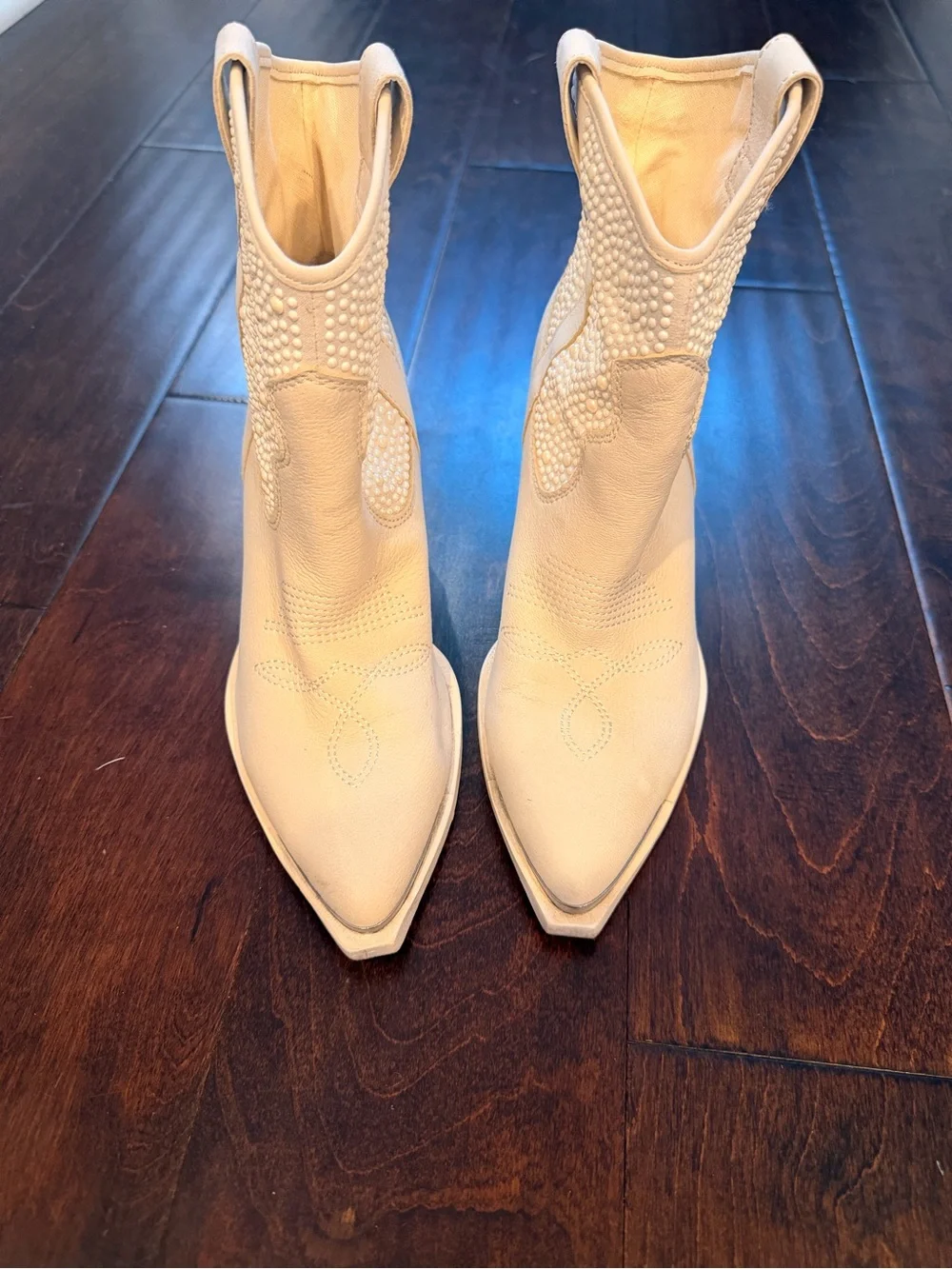 Dolce Vita Cream Western Pearl-Embellished Ankle Boots size 6.5
